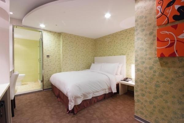 Hotel Leisure 台中輕行旅 Экстерьер фото